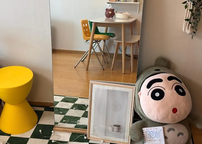 Nestle-hongdae #3min #arex #hongik Uni Stn Exit 1 公寓